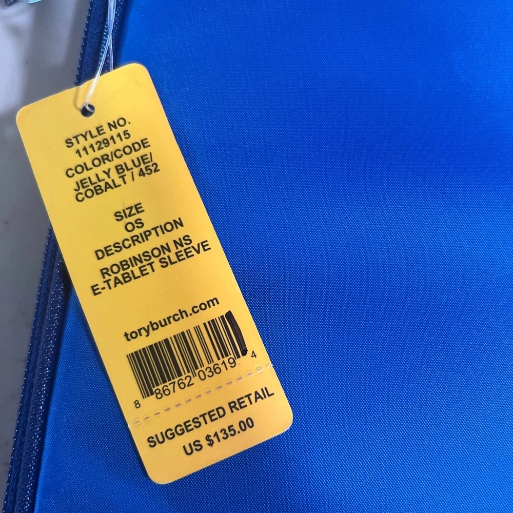 Tory Burch Tablet Sleeve - NWT 💙